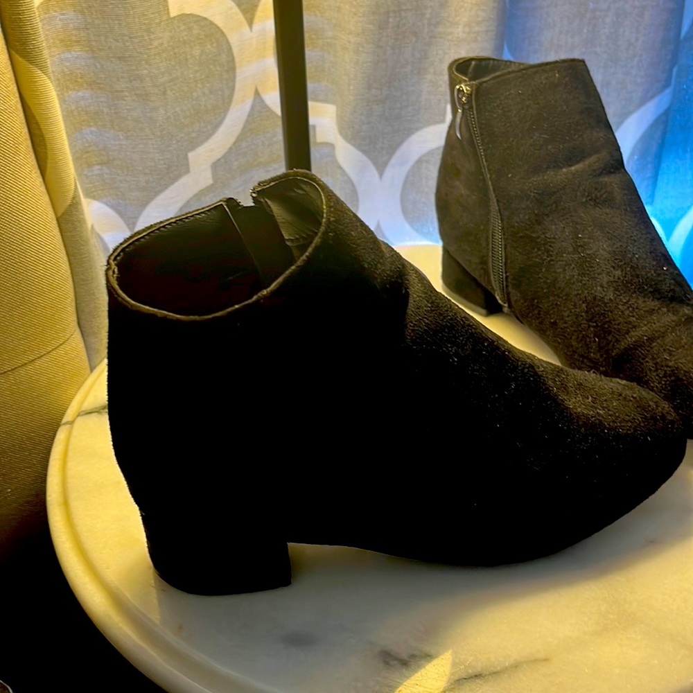 💋cute ! Booties like new/ must bundle